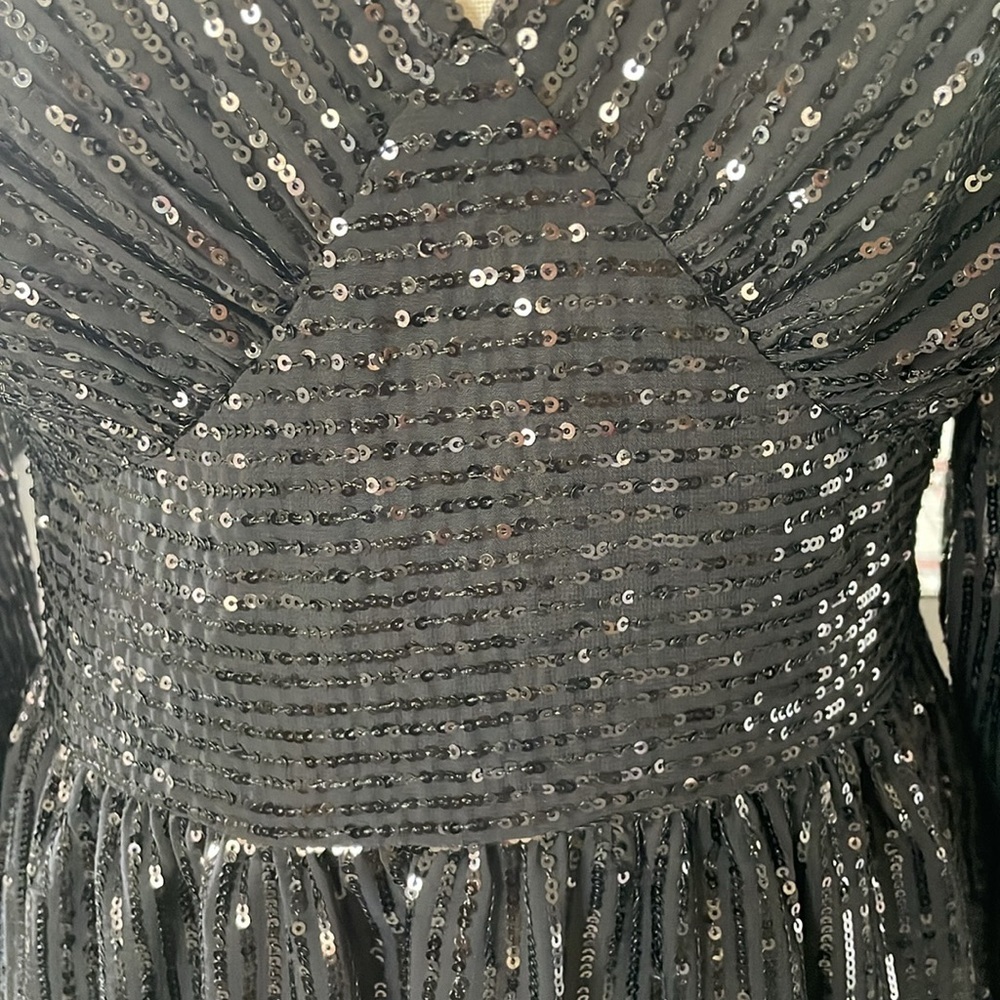♥️Michael Kors♥️Black long sleeves sequence, mini cocktail dress size (S/P) - Picture 8 of 13